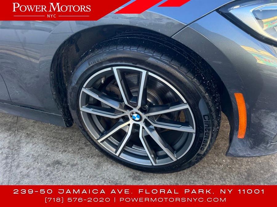 2020 BMW 3-Series 330i xDrive photo