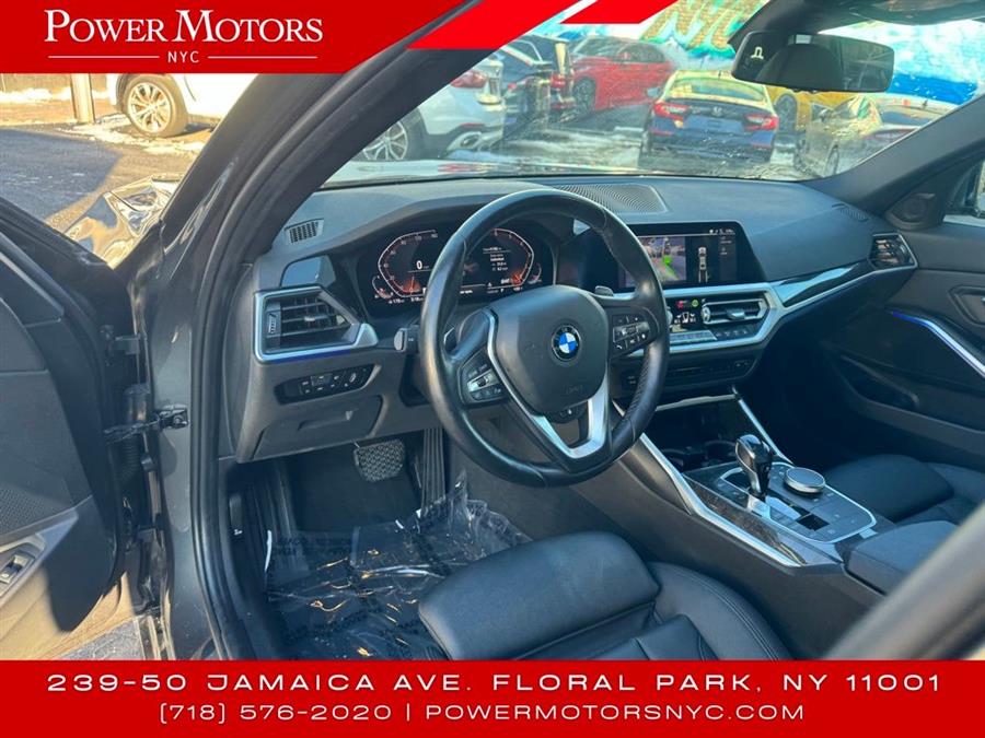 2020 BMW 3-Series 330i xDrive photo