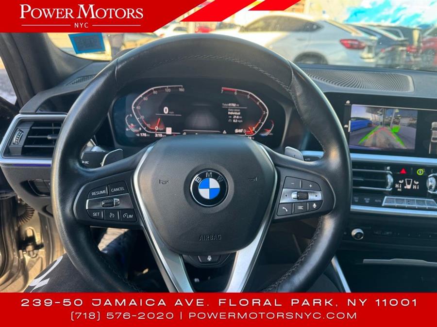 2020 BMW 3-Series 330i xDrive photo