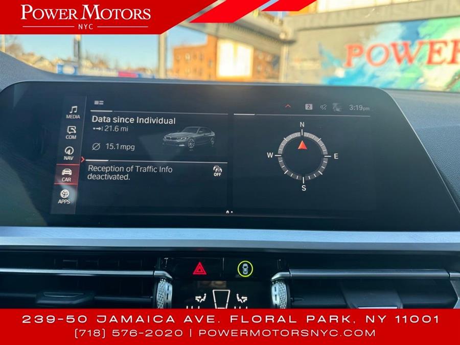 2020 BMW 3-Series 330i xDrive photo