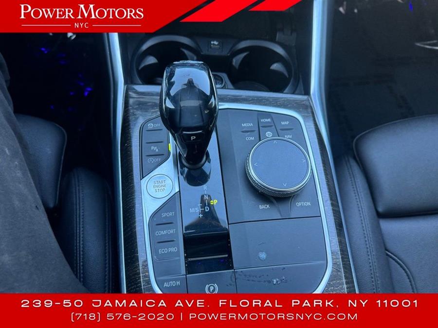 2020 BMW 3-Series 330i xDrive photo