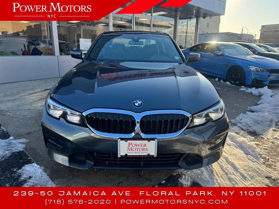 2020 BMW 3-Series 330i xDrive photo