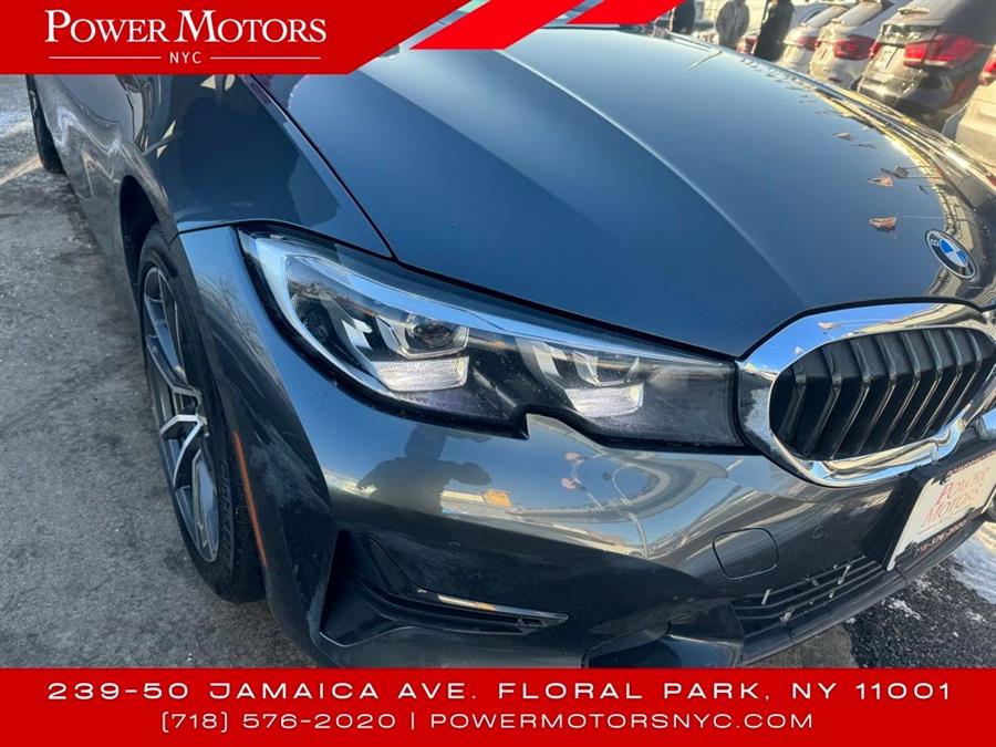 2020 BMW 3-Series 330i xDrive photo