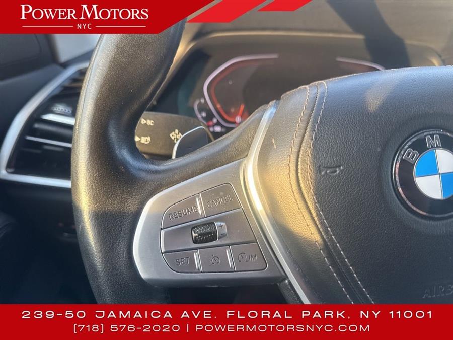 2021 BMW X7 xDrive40i photo