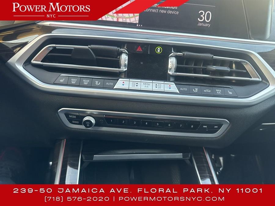2021 BMW X7 xDrive40i photo