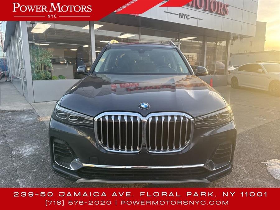 2021 BMW X7 xDrive40i photo