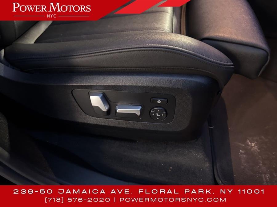 2020 BMW X7 xDrive40i photo