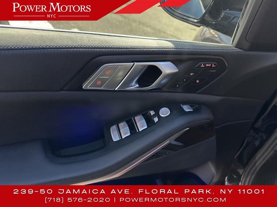 2020 BMW X7 xDrive40i photo