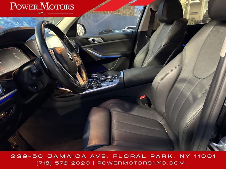 2020 BMW X7 xDrive40i photo