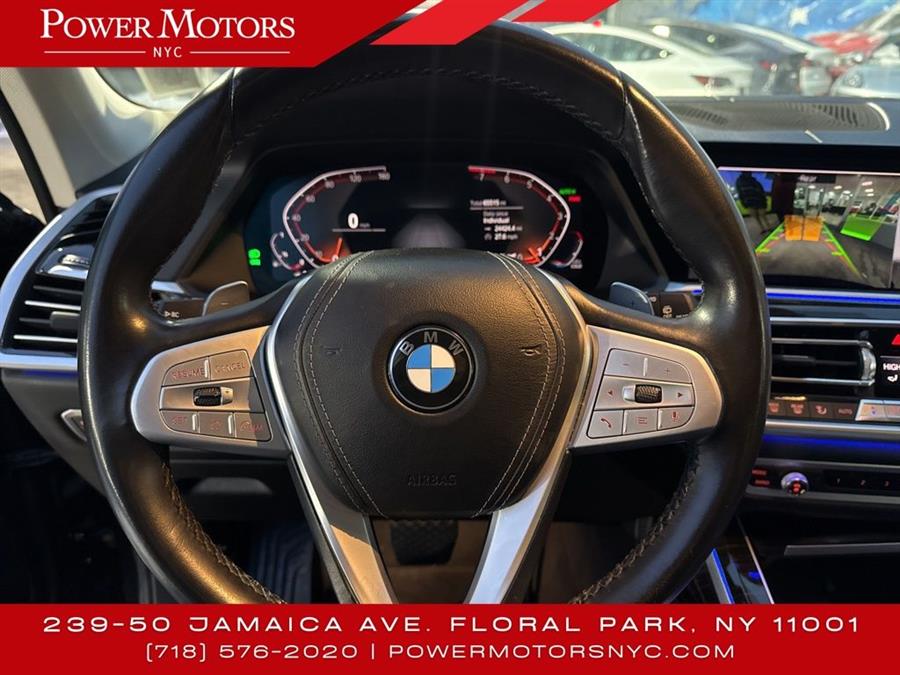 2020 BMW X7 xDrive40i photo