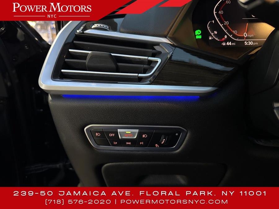 2020 BMW X7 xDrive40i photo