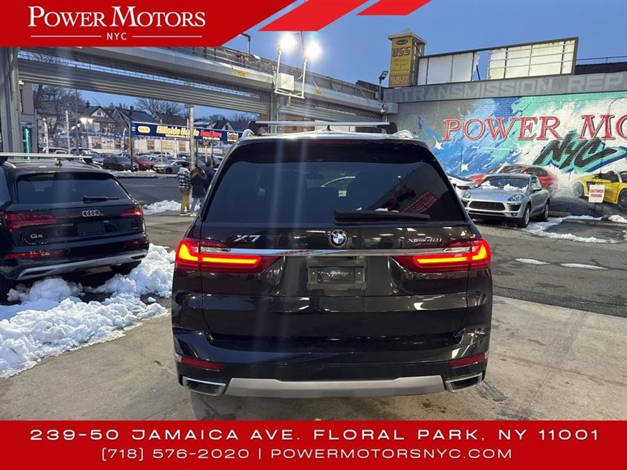 2020 BMW X7 xDrive40i photo