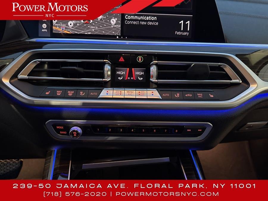 2020 BMW X7 xDrive40i photo