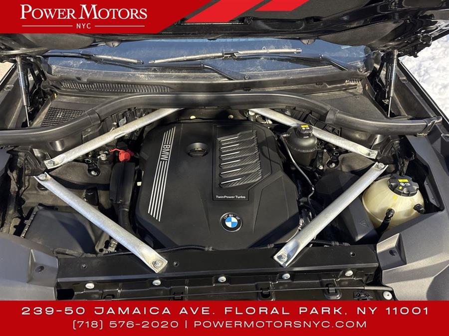 2020 BMW X7 xDrive40i photo