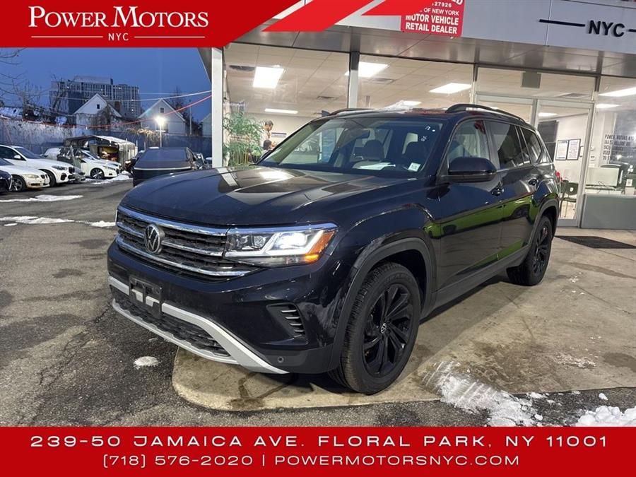 2022 Volkswagen Atlas 3.6L V6 SE w/Technology photo