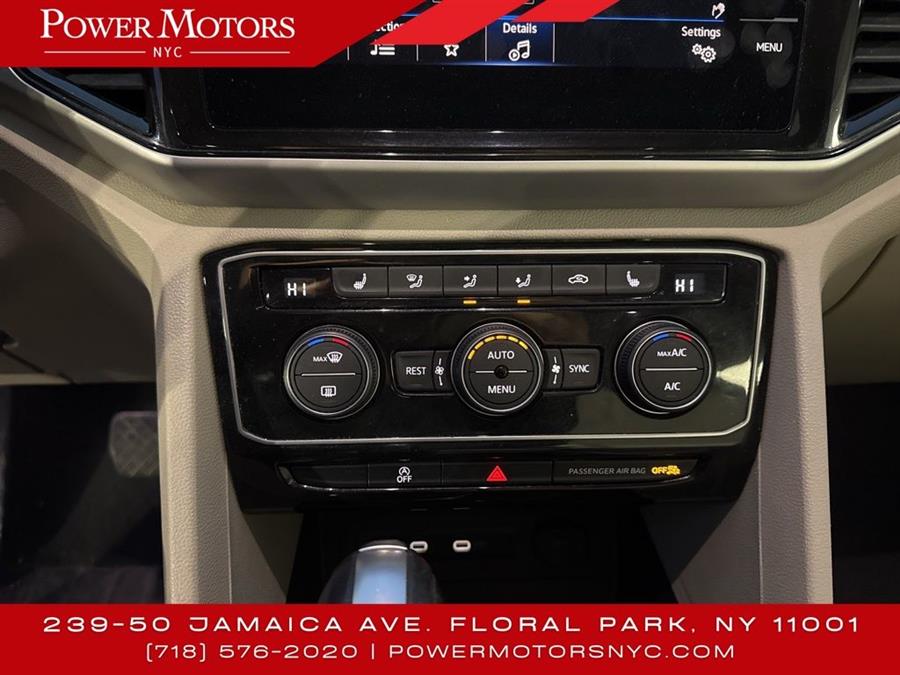 2022 Volkswagen Atlas 3.6L V6 SE w/Technology photo