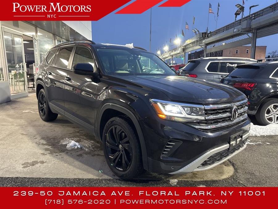 2022 Volkswagen Atlas 3.6L V6 SE w/Technology photo