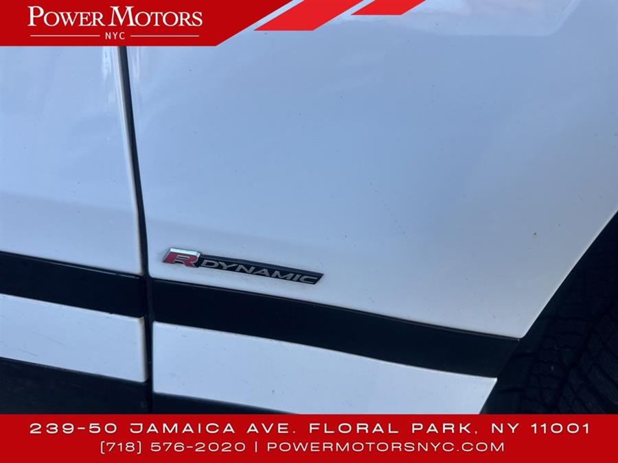 2020 Land Rover Range Rover Velar P250 R-Dynamic S photo