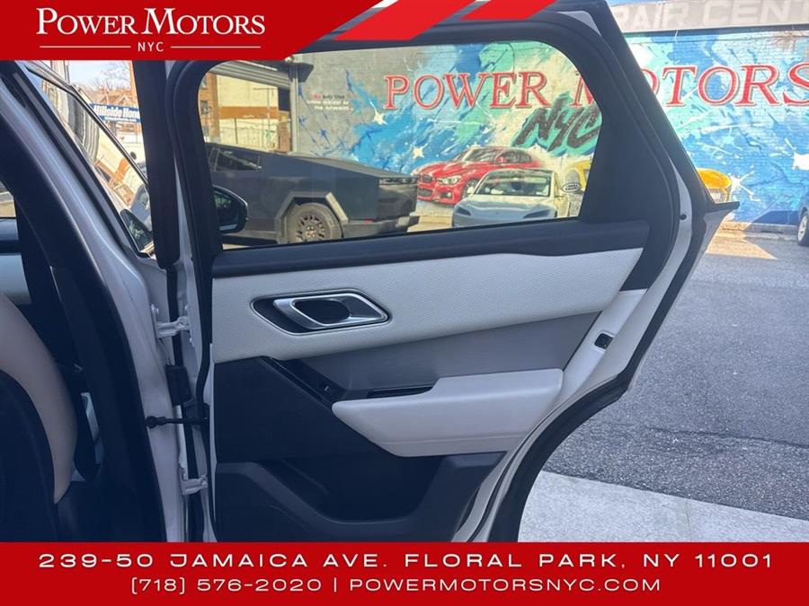 2020 Land Rover Range Rover Velar P250 R-Dynamic S photo