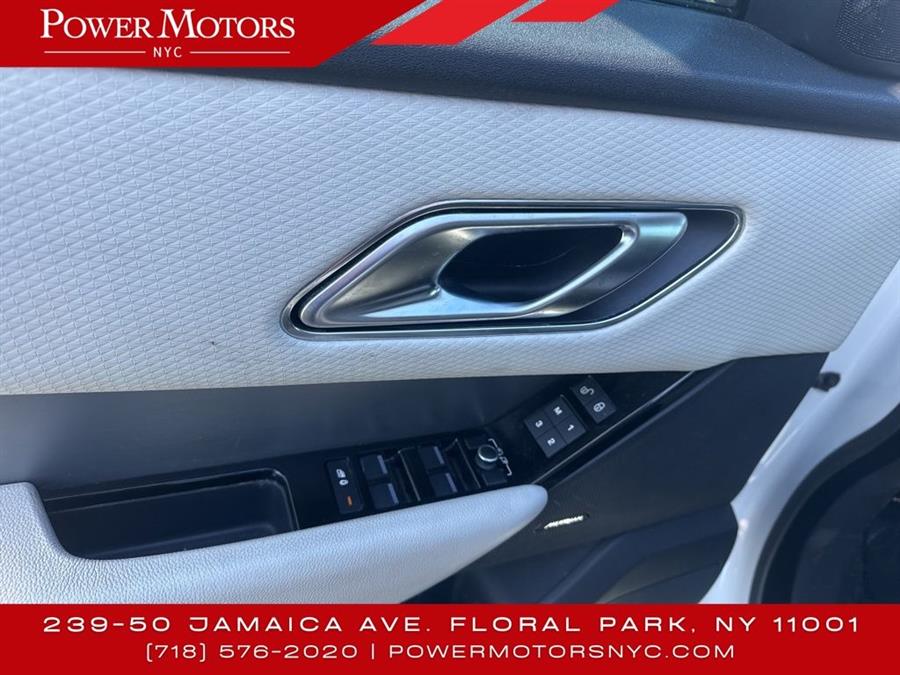 2020 Land Rover Range Rover Velar P250 R-Dynamic S photo