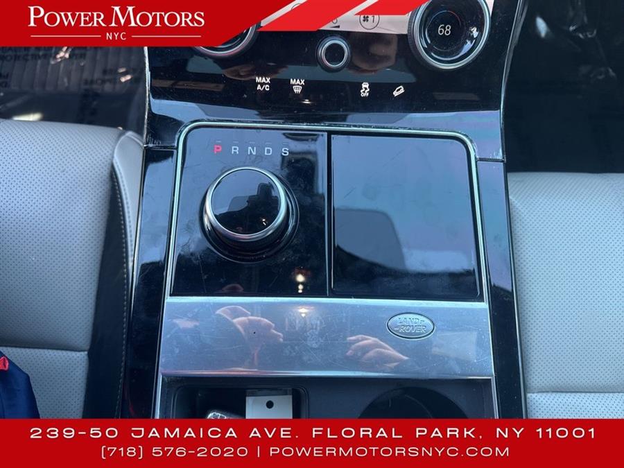 2020 Land Rover Range Rover Velar P250 R-Dynamic S photo