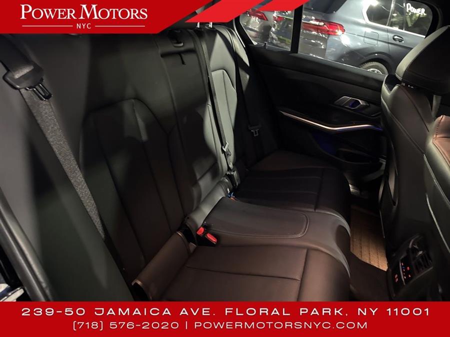 2022 BMW 3-Series 330i xDrive photo