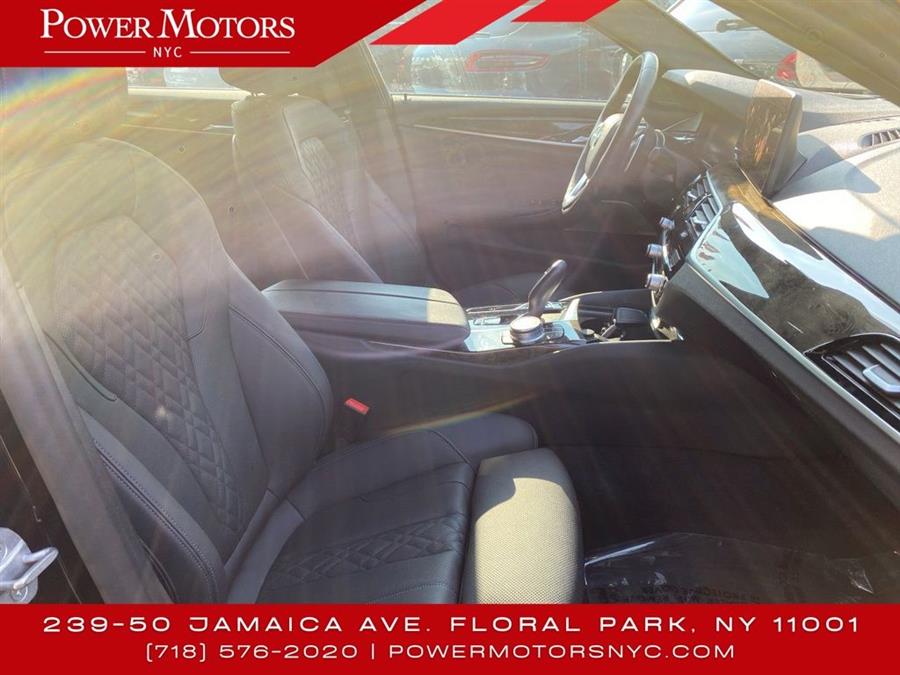 2021 BMW 5-Series 530i xDrive photo