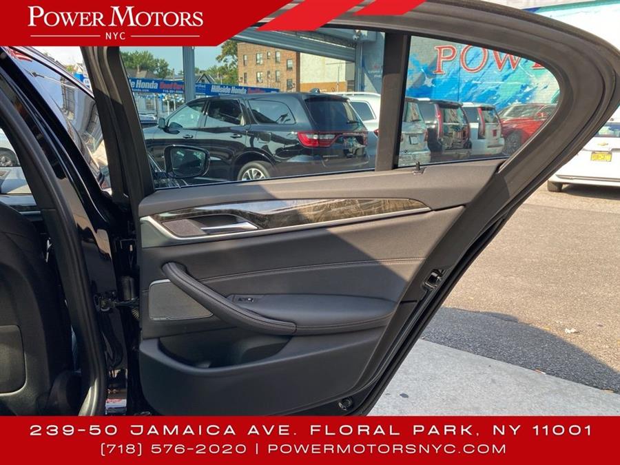2021 BMW 5-Series 530i xDrive photo