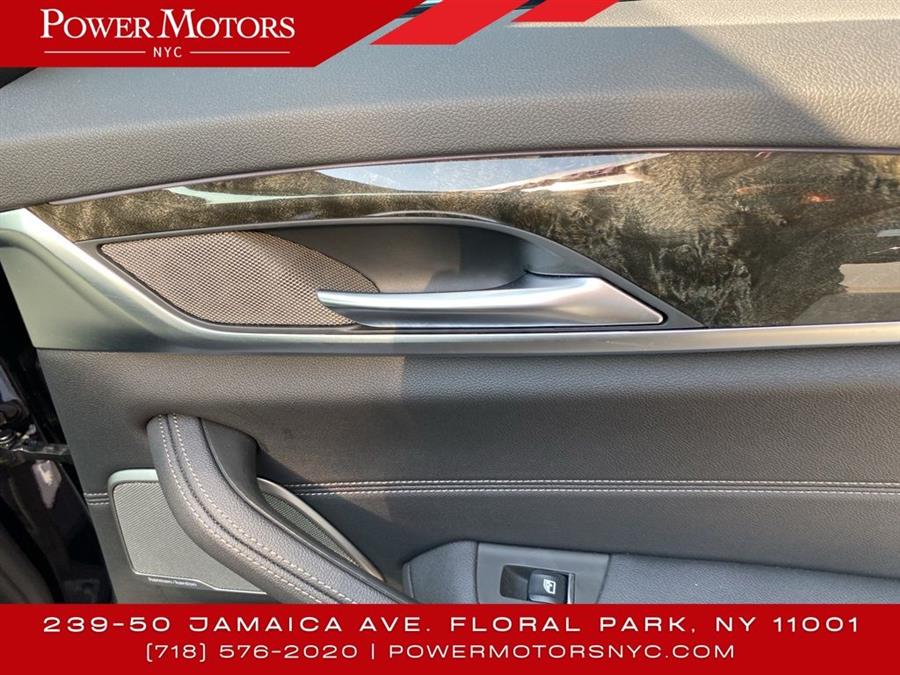 2021 BMW 5-Series 530i xDrive photo
