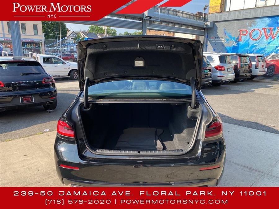 2021 BMW 5-Series 530i xDrive photo