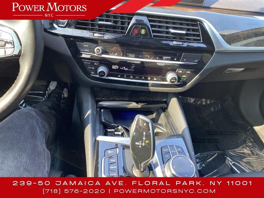 2021 BMW 5-Series 530i xDrive photo