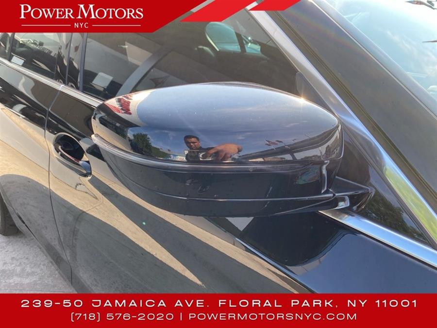 2021 BMW 5-Series 530i xDrive photo