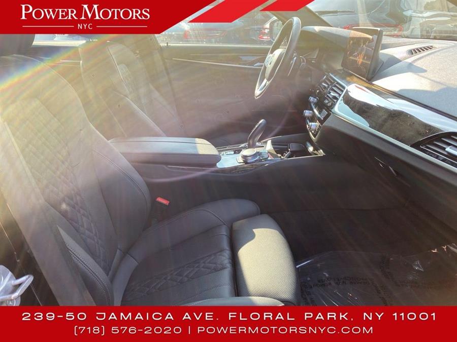 2021 BMW 5-Series 530i xDrive photo
