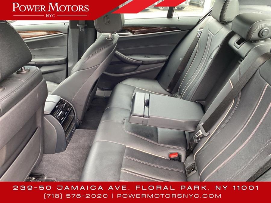 2020 BMW 5-Series 540i xDrive photo