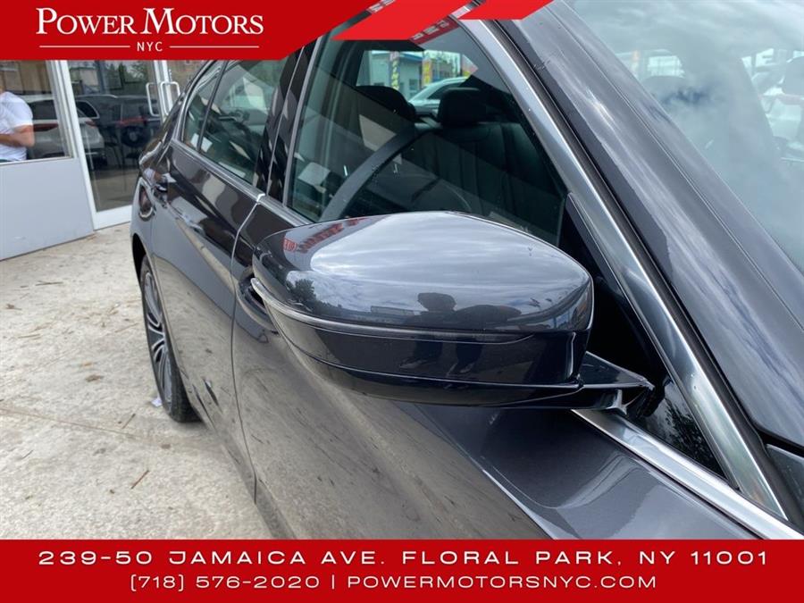 2020 BMW 5-Series 540i xDrive photo