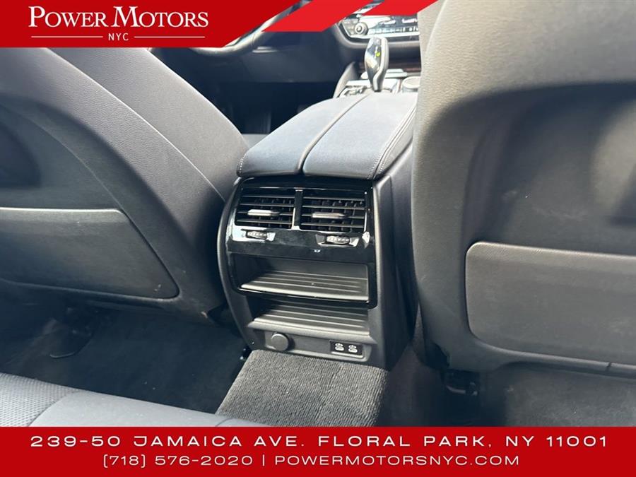 2021 BMW 5-Series 530i xDrive photo