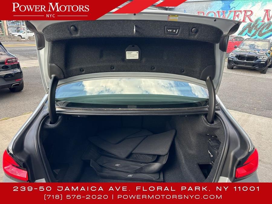 2021 BMW 5-Series 530i xDrive photo