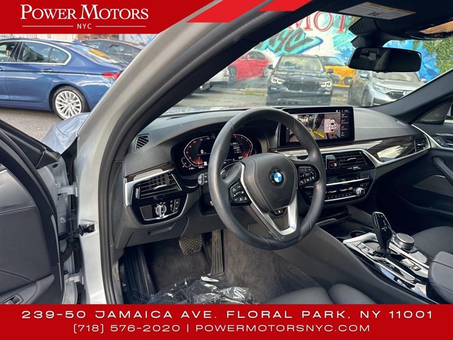 2021 BMW 5-Series 530i xDrive photo