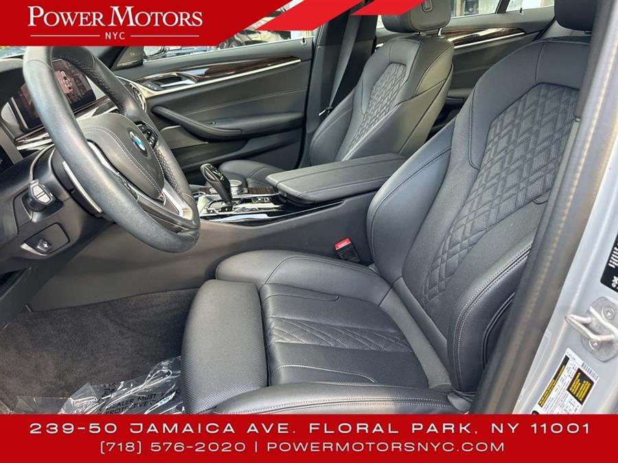 2021 BMW 5-Series 530i xDrive photo