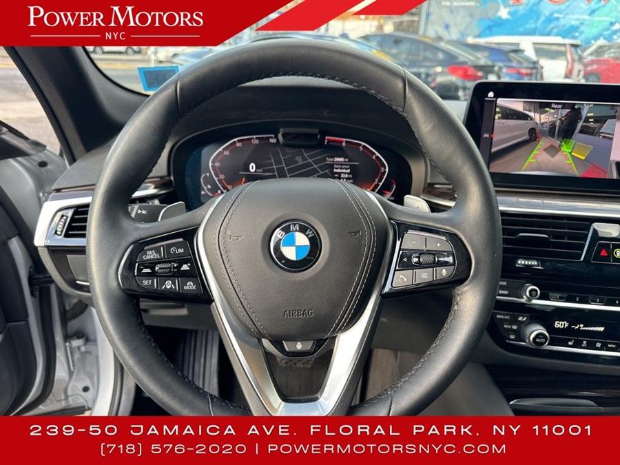 2021 BMW 5-Series 530i xDrive photo