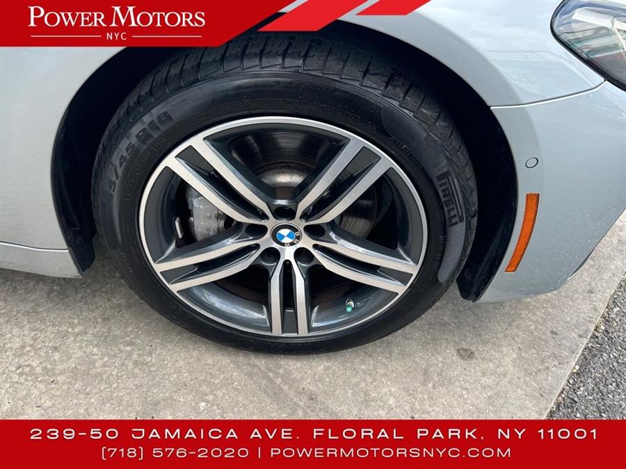 2021 BMW 5-Series 530i xDrive photo
