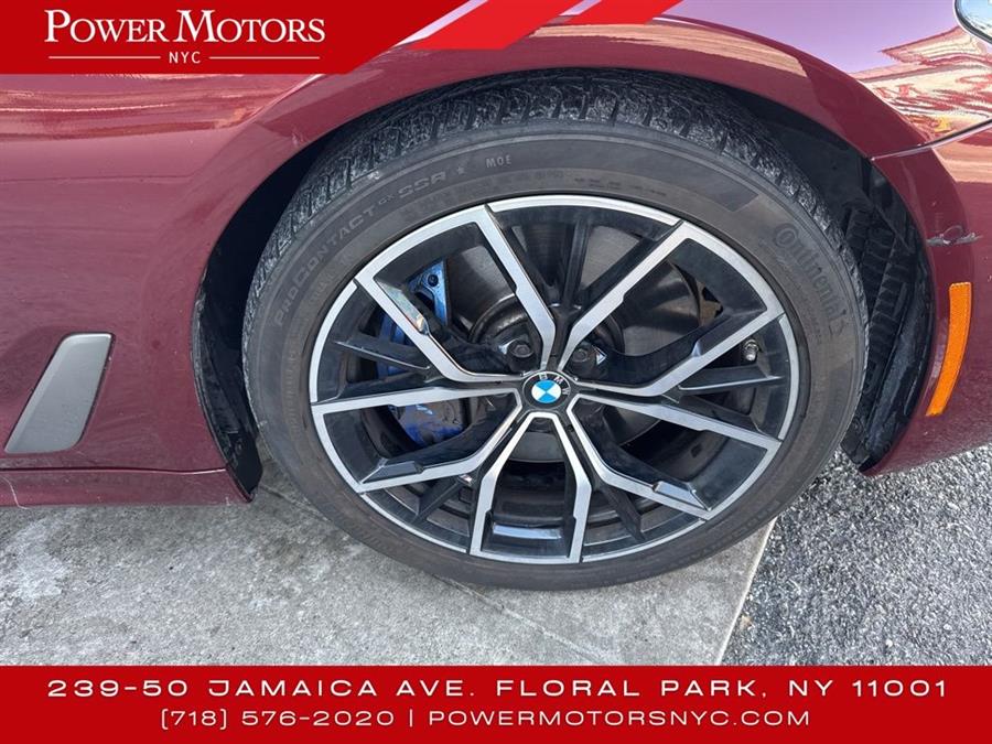 2022 BMW 5-Series M550i xDrive photo