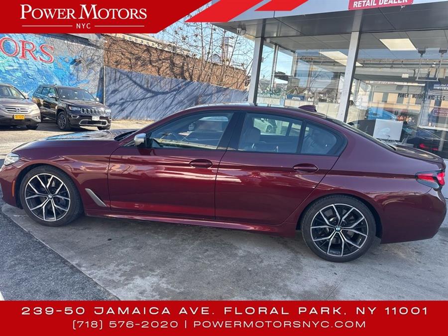 2022 BMW 5-Series M550i xDrive photo