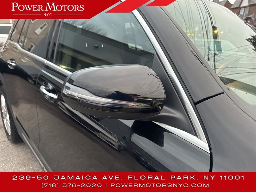 2021 Mercedes-Benz GLB GLB 250 photo