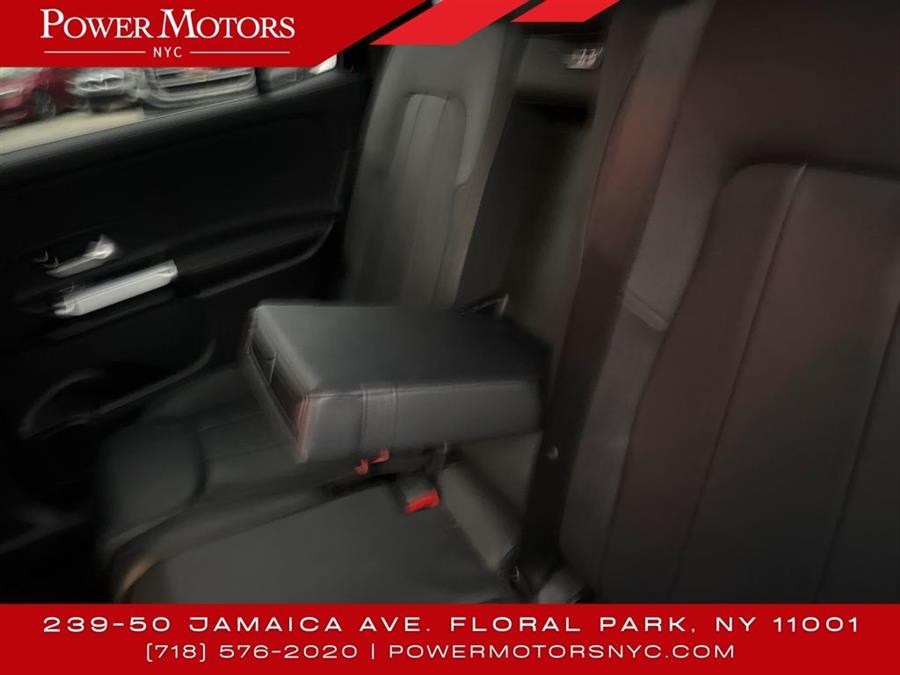2021 Mercedes-Benz GLB GLB 250 photo