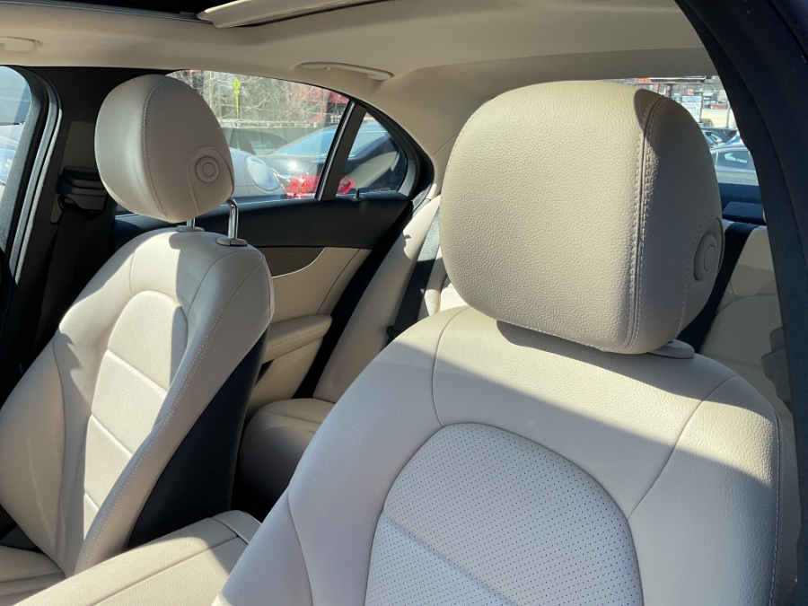 2021 Mercedes-Benz C-Class C 300 4MATIC Sedan photo