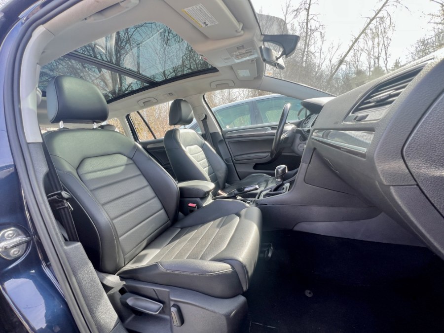 2017 Volkswagen Golf Alltrack 1.8T SEL DSG photo