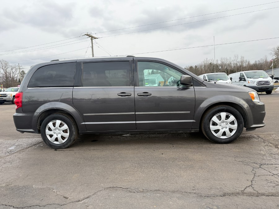 2017 Dodge Grand Caravan 4dr Wgn Crew photo