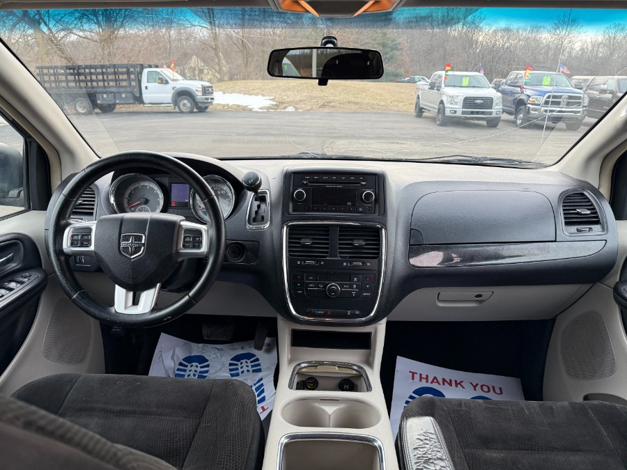 2017 Dodge Grand Caravan 4dr Wgn Crew photo