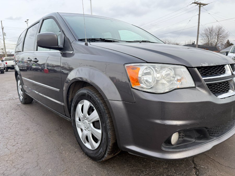 2017 Dodge Grand Caravan 4dr Wgn Crew photo